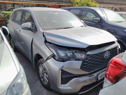  TOYOTA INNOVA HYCROSS